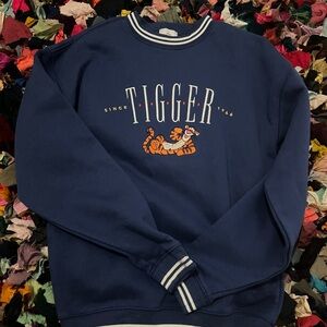 disney tigger sweatshirt